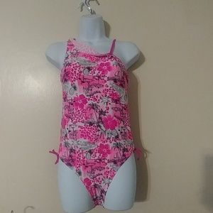 Op JUNIORS one piece swim suit